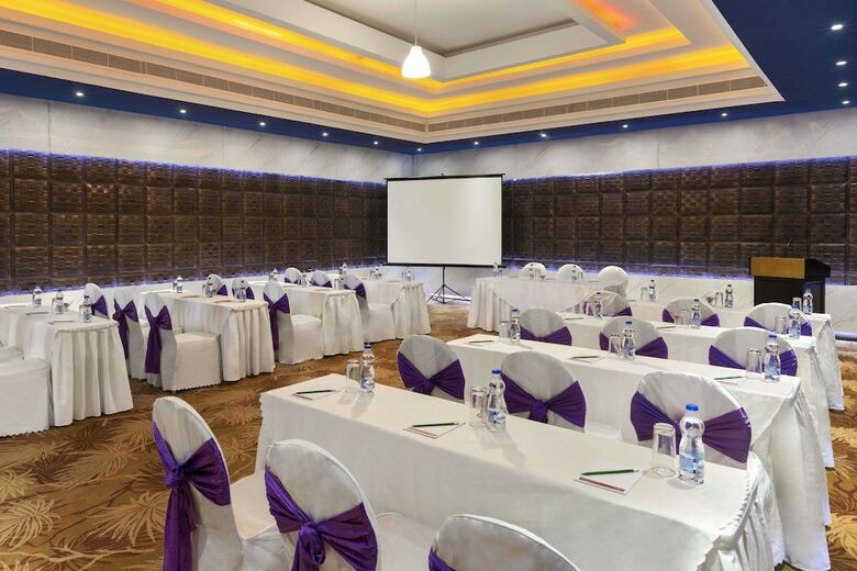 Hotel Ramada By Wyndham Alleppey