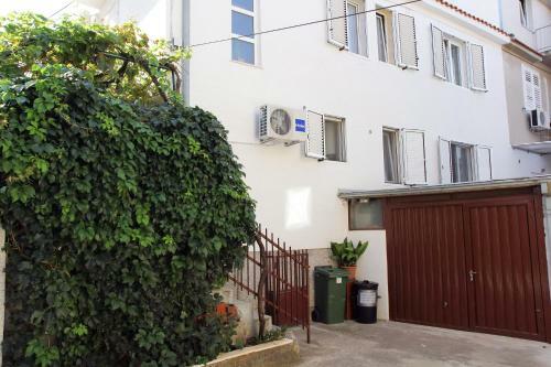 Apartments J&r Babara