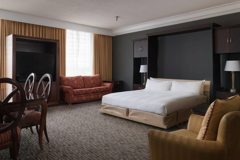 Hotel Key Bridge Marriott