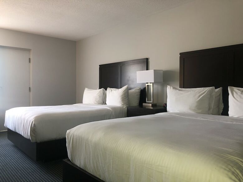 Hotel The Harbourfront Inn