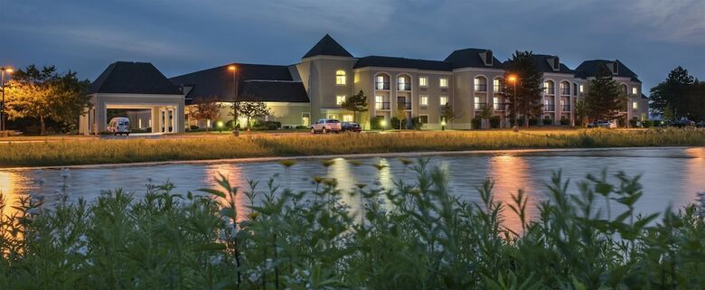 Hotel Doubletree By Hilton Chicago Wood Dale - Elk Grove
