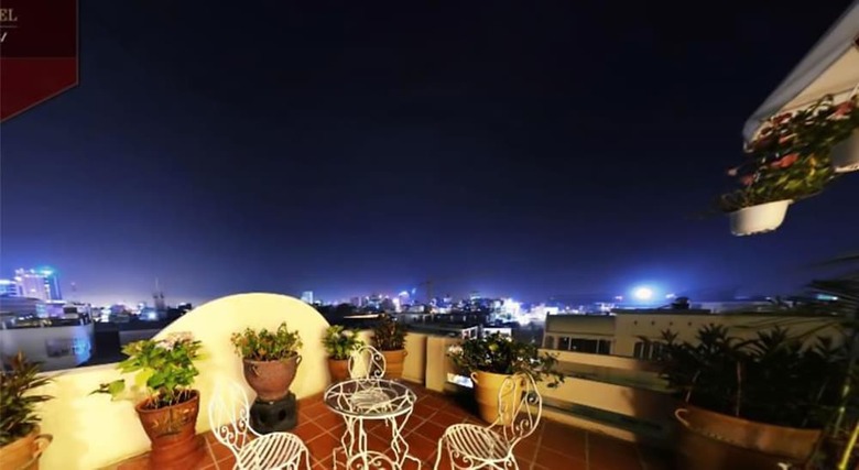 Mayana Hotel