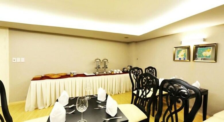 Mayana Hotel