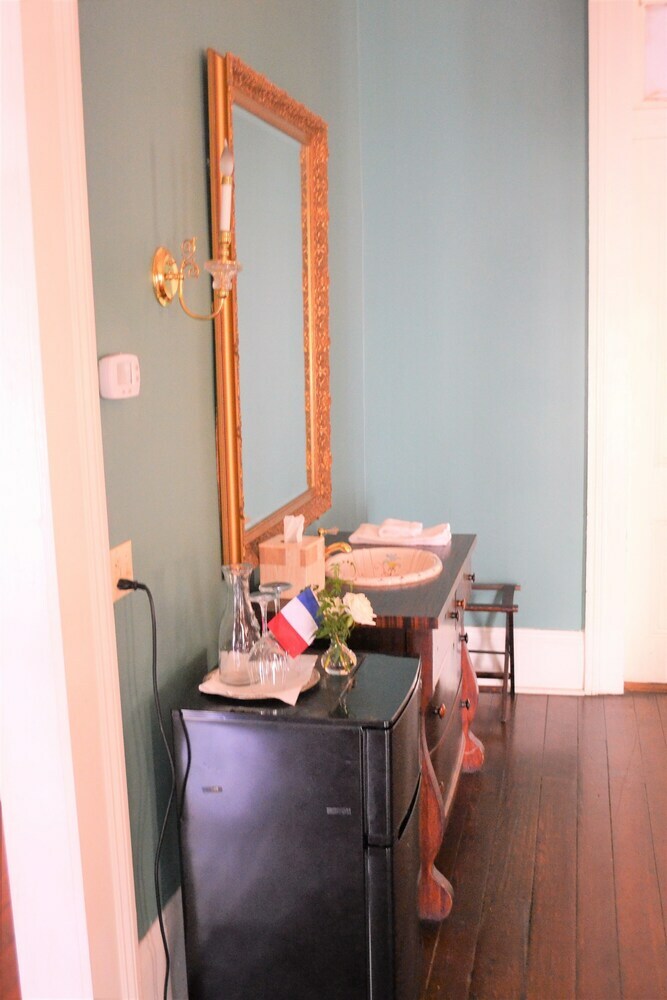 Bed & Breakfast Degas House