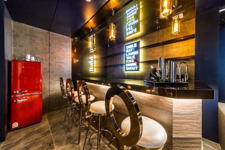 Lin Hotel