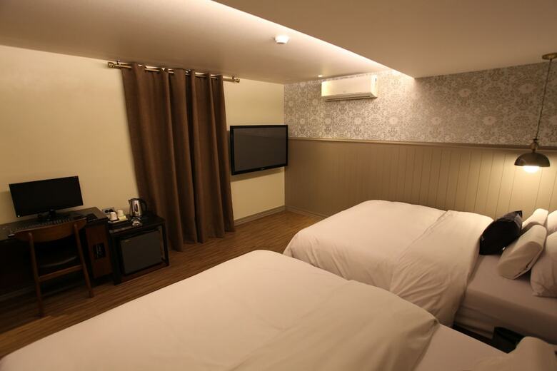 Lin Hotel