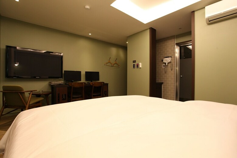 Lin Hotel