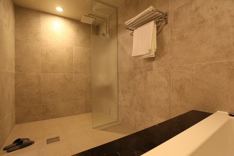 Lin Hotel