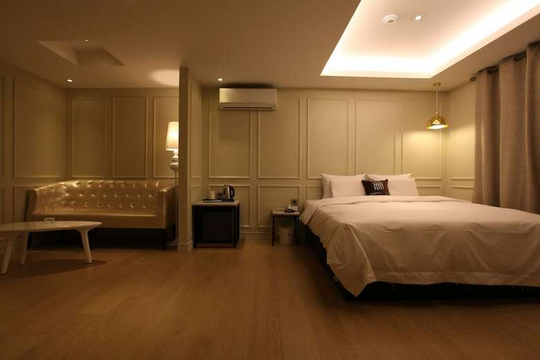 Lin Hotel