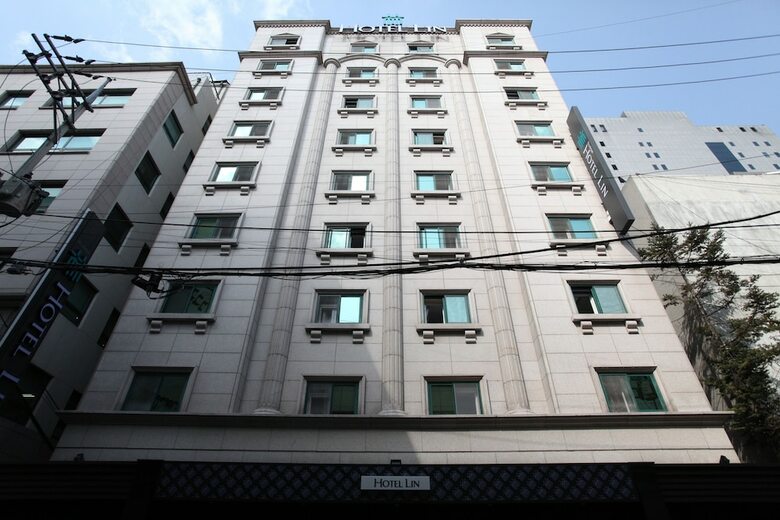 Lin Hotel