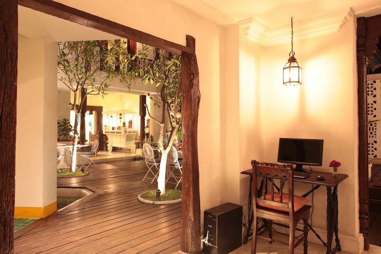 Posada At Niman Conceptual Home
