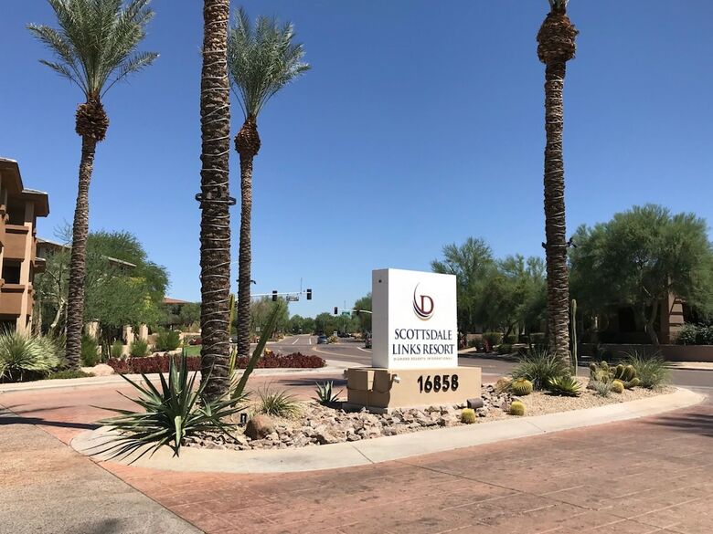 Scottsdale Links Resort By Diamond Resorts
