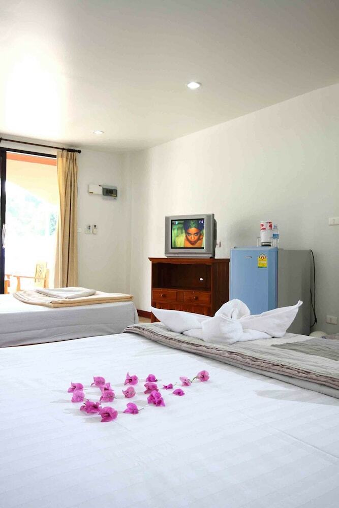 Lotus Friendly Hotel