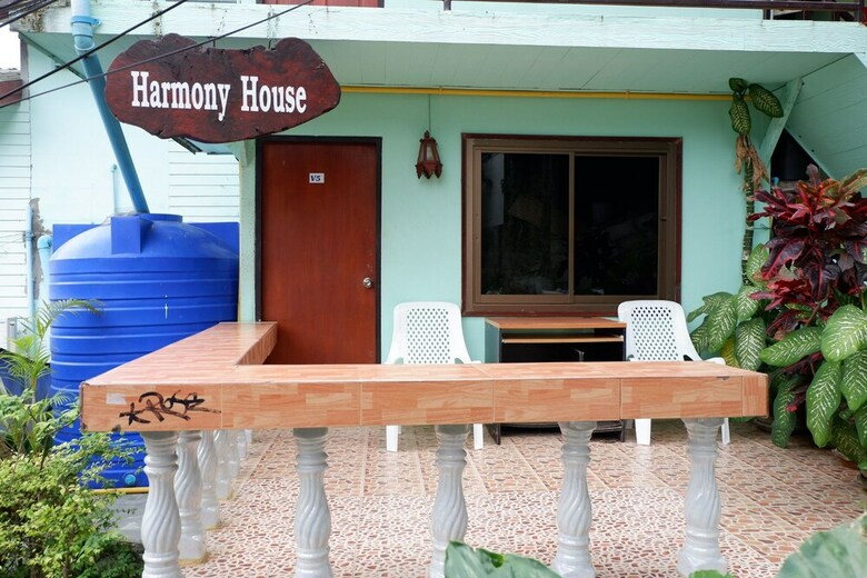 Hostal Harmony House