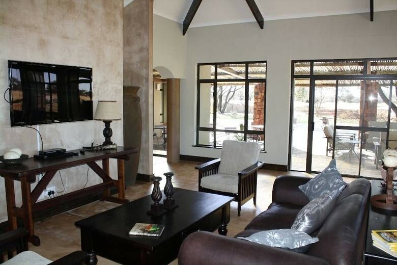 Posada Otjiwa Safari Lodge