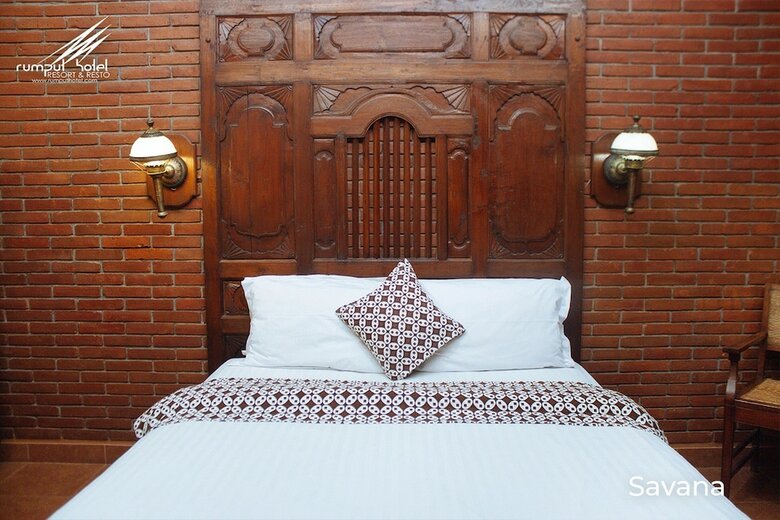 Hotel Rumput Resort & Resto