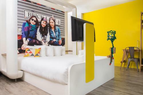 Hotel The Corner London City