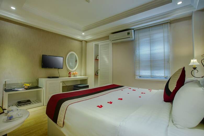 Lavender Central Hotel & Spa