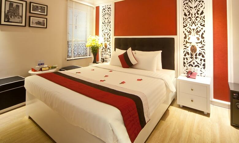 Lavender Central Hotel & Spa