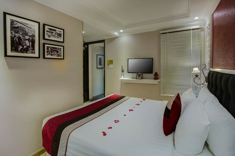 Lavender Central Hotel & Spa