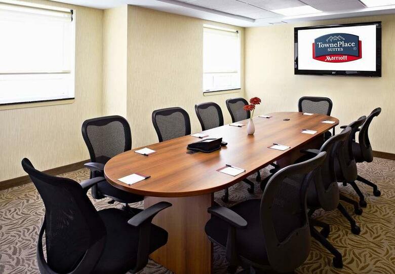 Hotel Towneplace Suites By Marriott Mississauga-arpt Corp Ctr