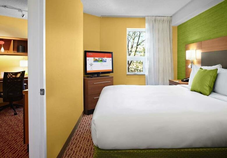 Hotel Towneplace Suites By Marriott Mississauga-arpt Corp Ctr