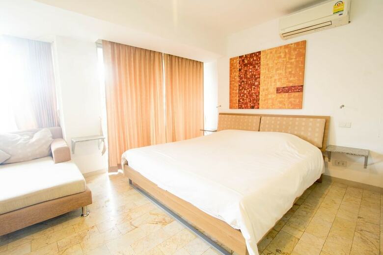 Apartamentos Galare Thong Tower