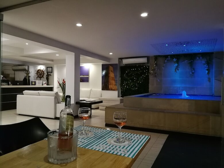 Aparthotel Aqua Granada Hotel