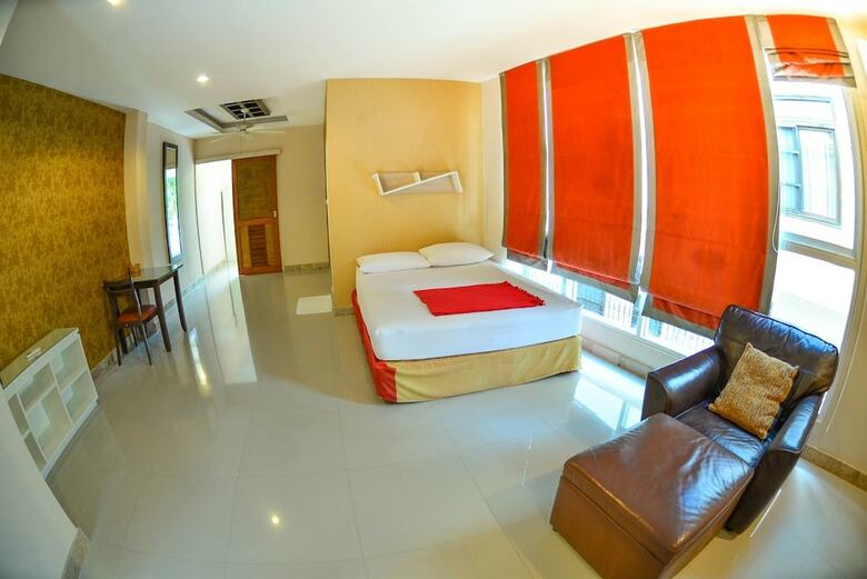 Hotel Tamnak Villa