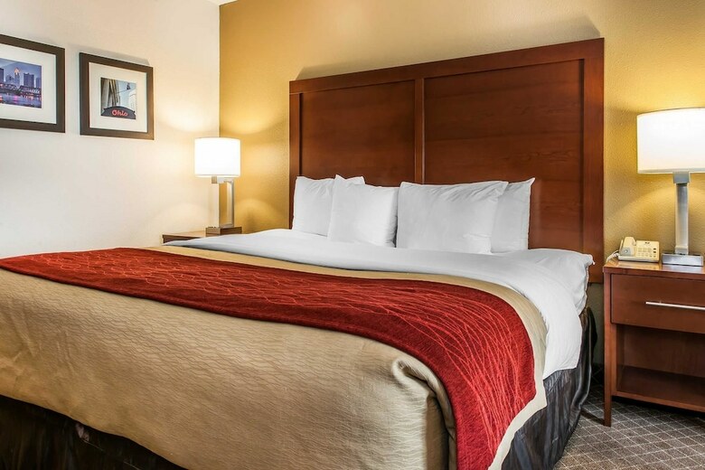 Hotel Comfort Inn East
