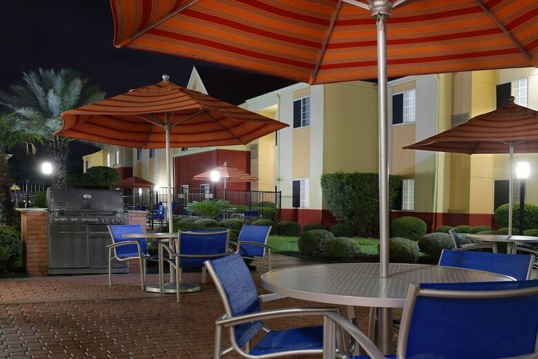 Hotel Towneplace Suites By Marriott Lake Jackson Clute