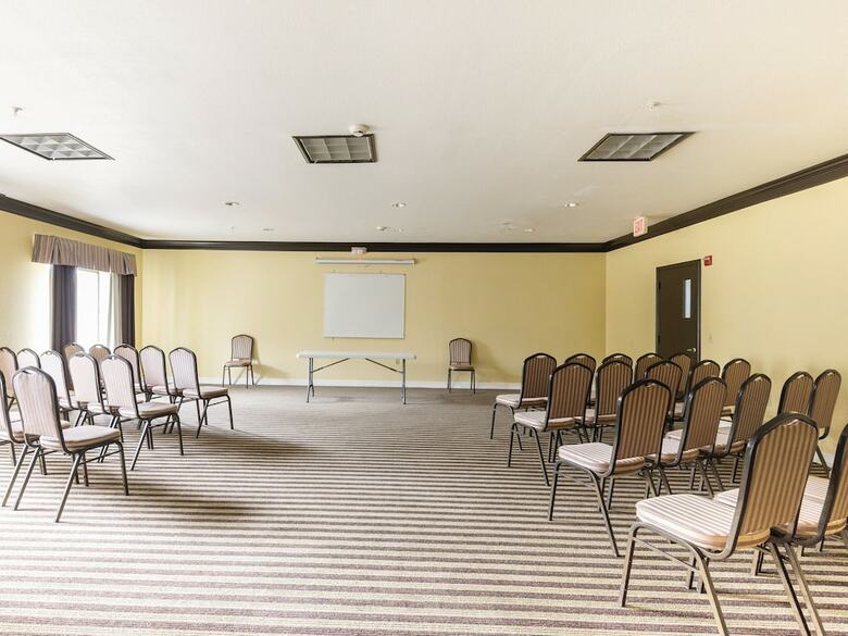 Hotel Oyo Townhouse Houston Brookhollow