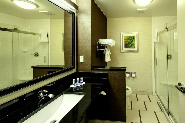 Hotel Fairfield Inn & Suites Meridian