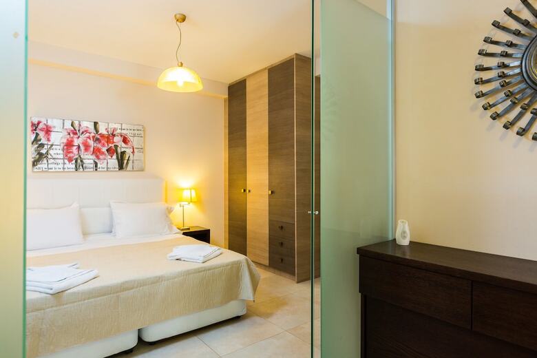 Aparthotel Pantheon Villas & Suites