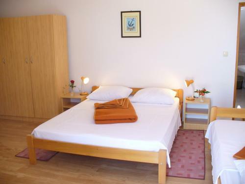 Bed & Breakfast Pansion Comfort Sidro