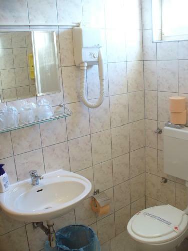 Bed & Breakfast Pansion Comfort Sidro
