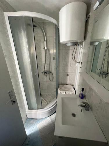 Apartment Chillout House Novalja