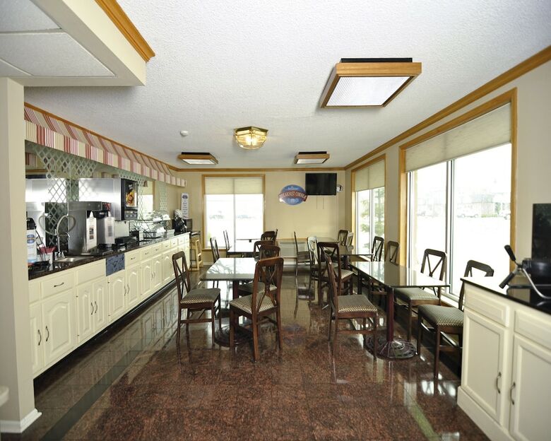 Motel Baymont By Wyndham Sandusky