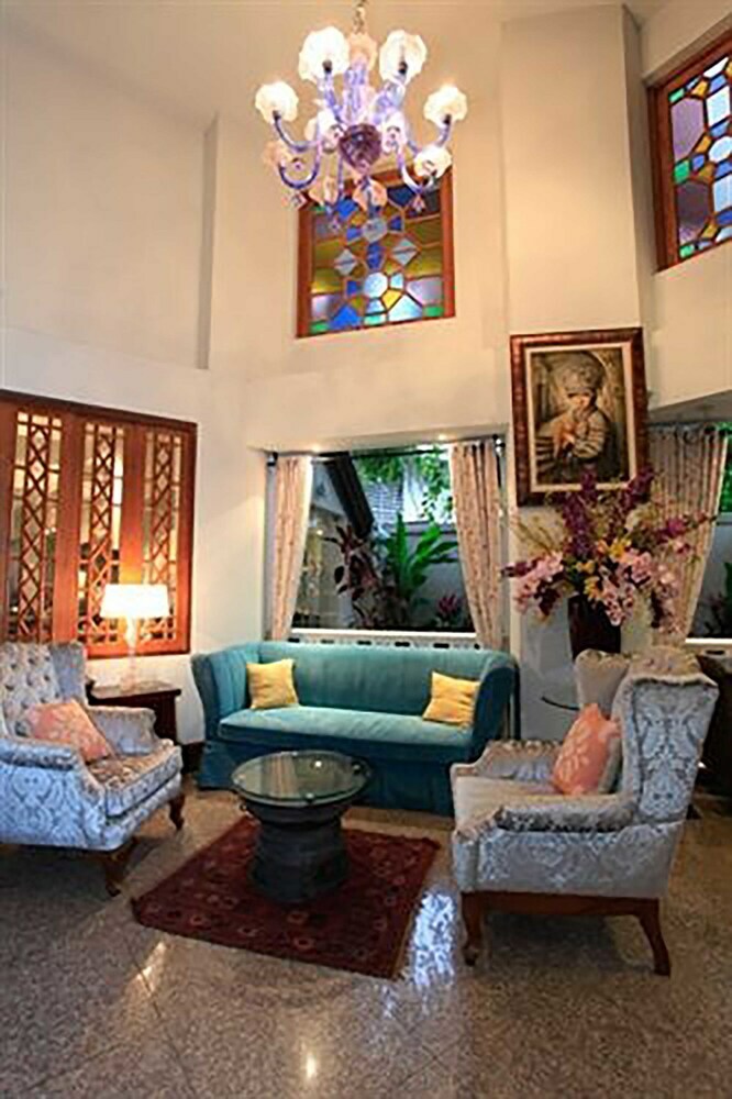 At Pingnakorn Hotel Chiang Mai