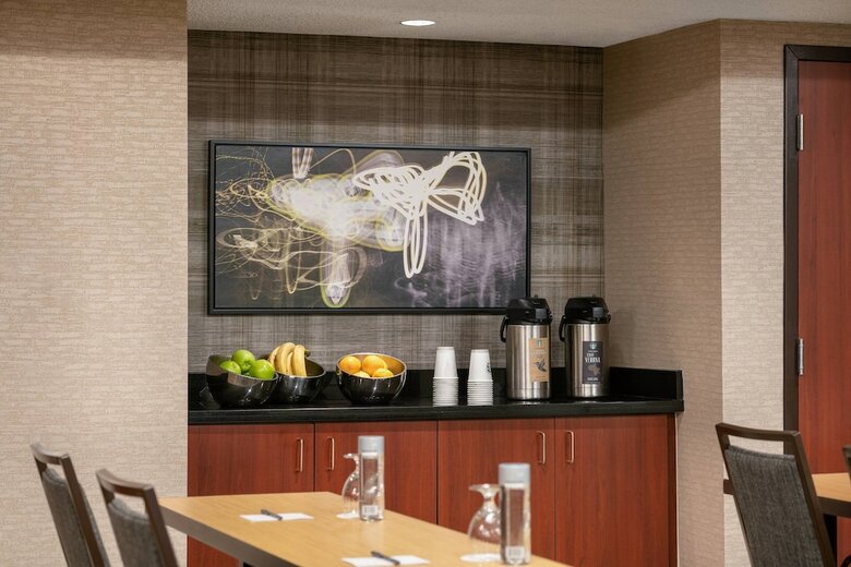 Hotel Courtyard By Marriott Las Vegas Convention Center