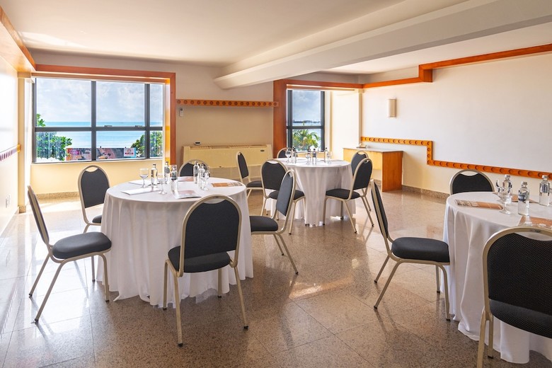 Ponta Mar Hotel