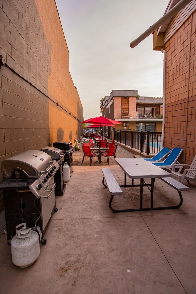 Motel Sahara Courtyard Inn Penticton