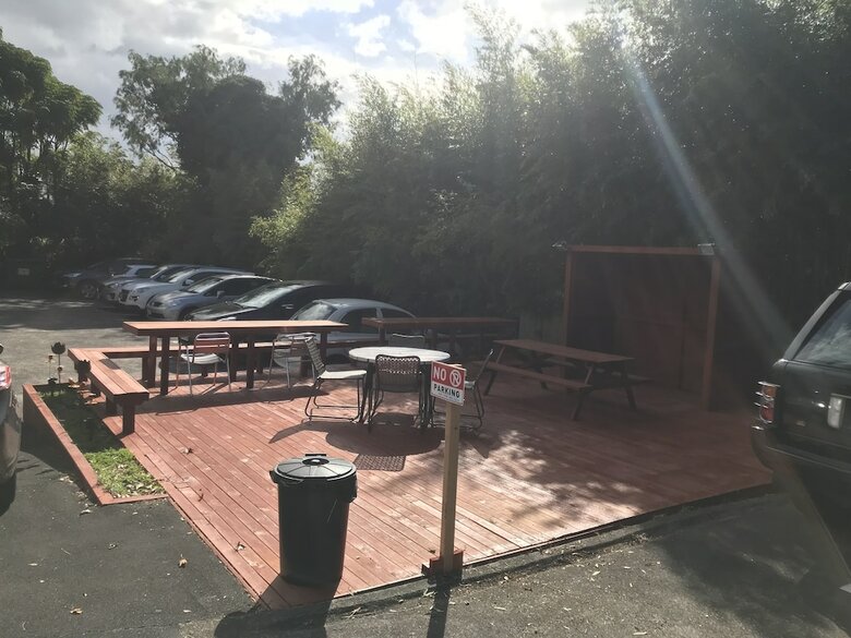 Siesta Motel