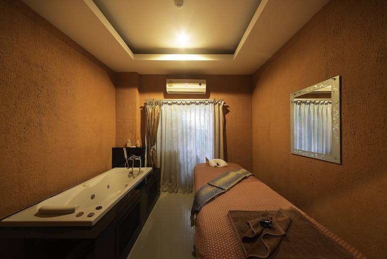 Hotel Shanaya Beach Resort & Spa Phuket