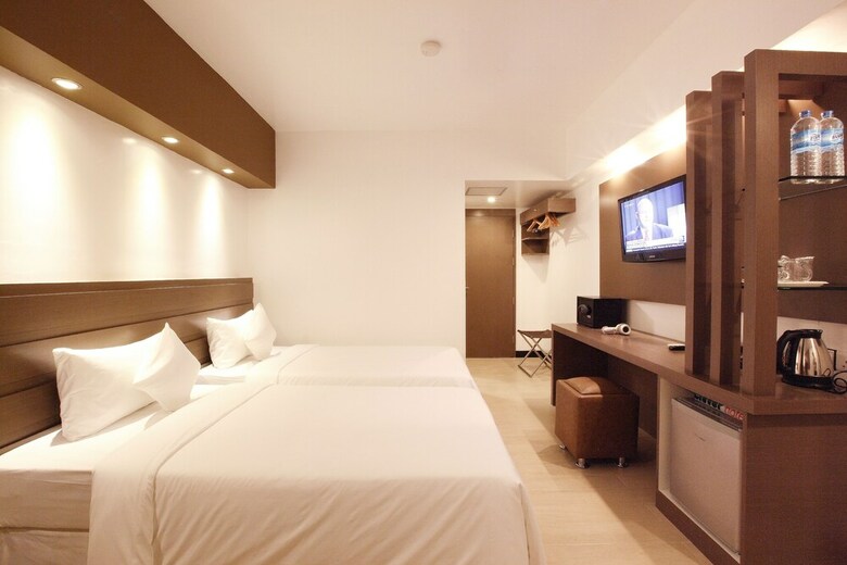 Hotel Clover City Center Plus