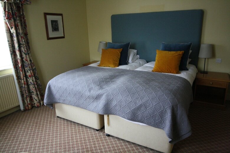 The Falstaff Hotel