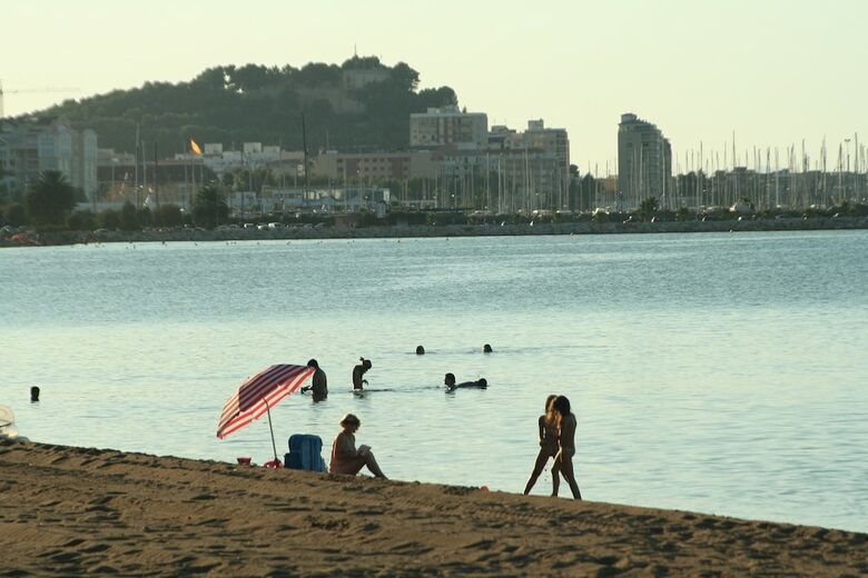 Apartamentos Serviden Aquamarina