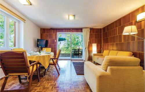 Holiday Home Uvala Grabrova Cr