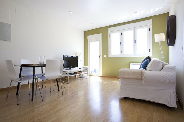 Apartamentos Alcal�