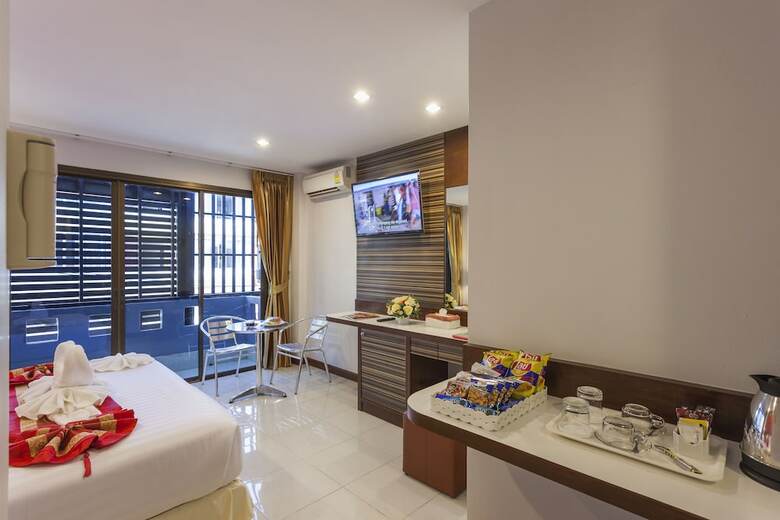 Patong Max Value Hotel